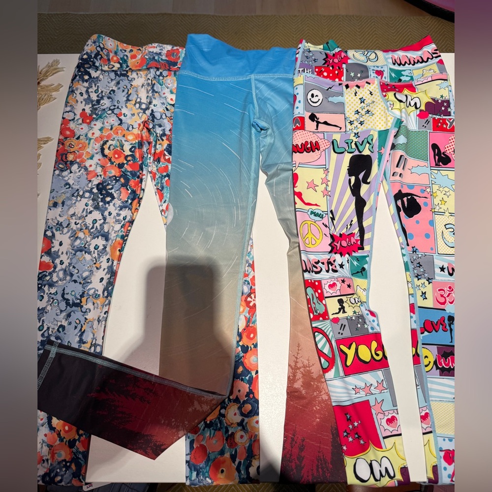 Set of 3 Leggings in like new condition